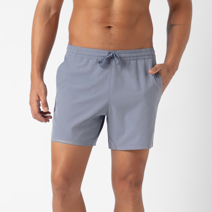 Run Short v2 5.5" Flint front on model