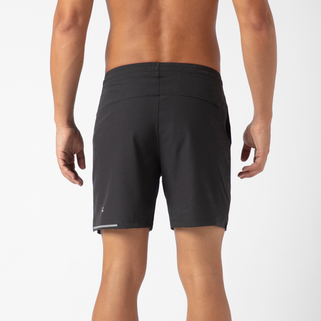 Run Short v2 7" in Black back on model