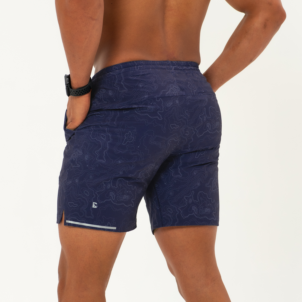 Run Short v2 7" Topo Navy back on model