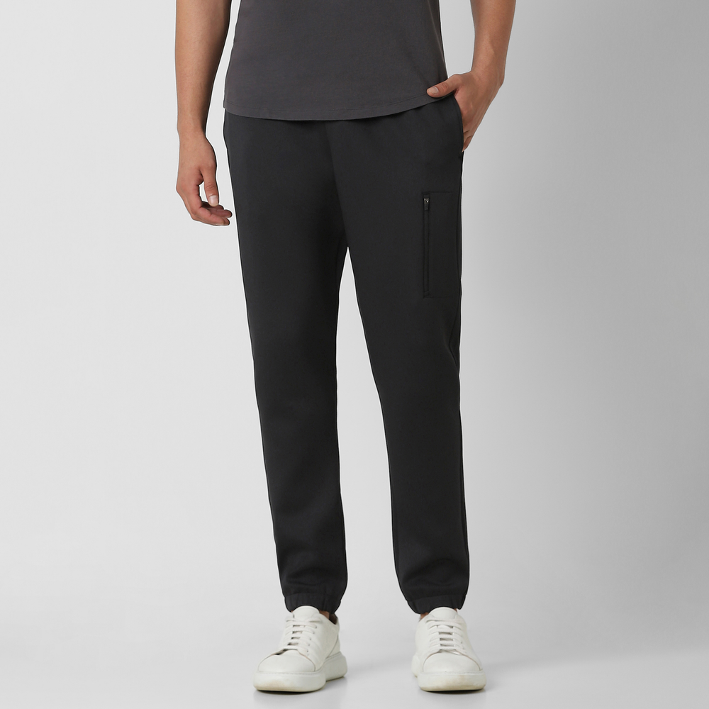 Scuba Jogger Black front on model