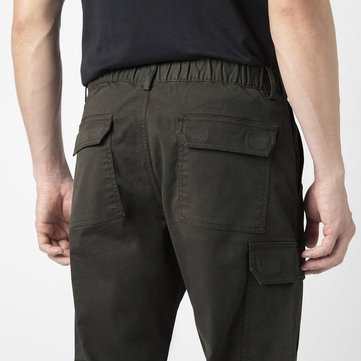 Stretch Cargo Pant Dark Grey close up side pocket