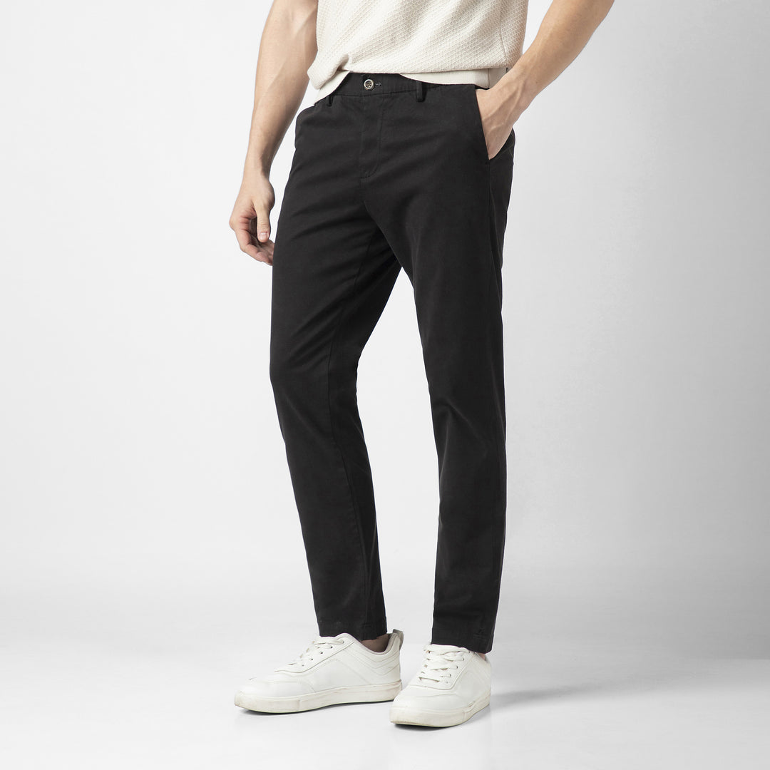 Stretch Chino Pant Black side on model