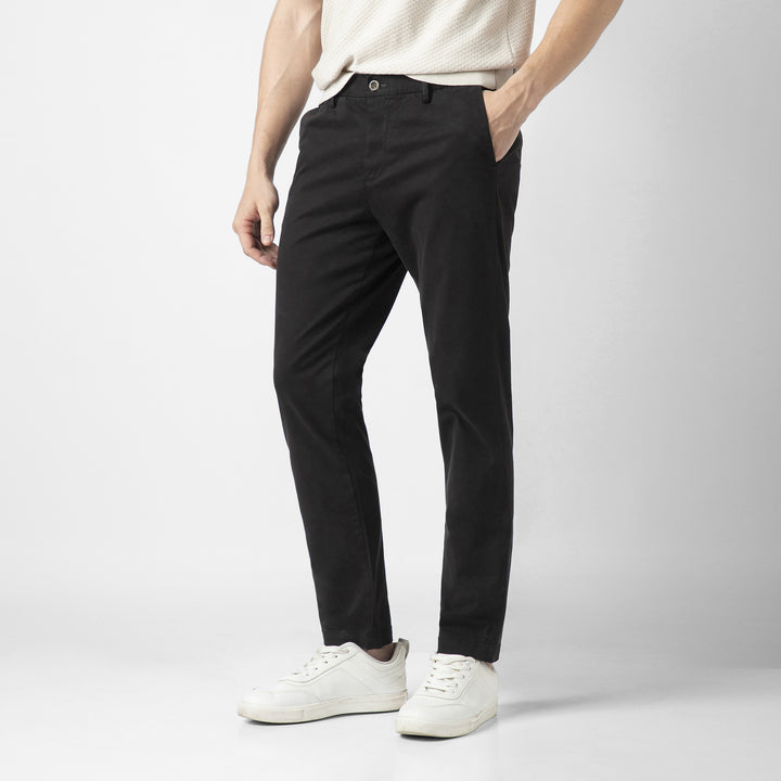 Stretch Chino Pant Black side on model