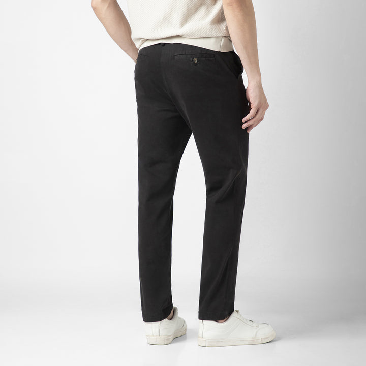Stretch Chino Pant Black back on model