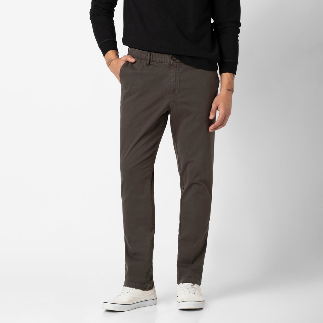 Stretch Chino Pant Coal front on model