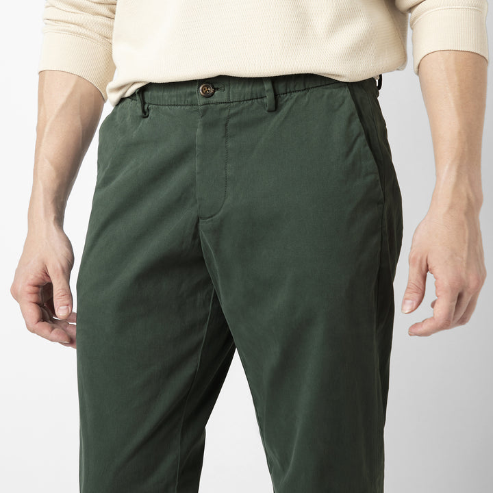 Stretch Chino Pant Dark Sage close up front left pocket