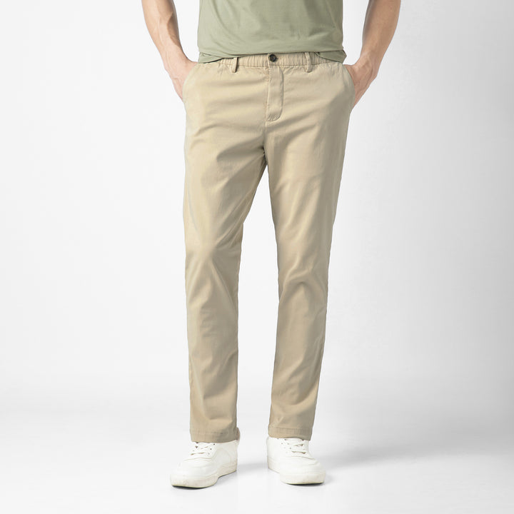 Stretch Chino Pant Sand Dune front on model
