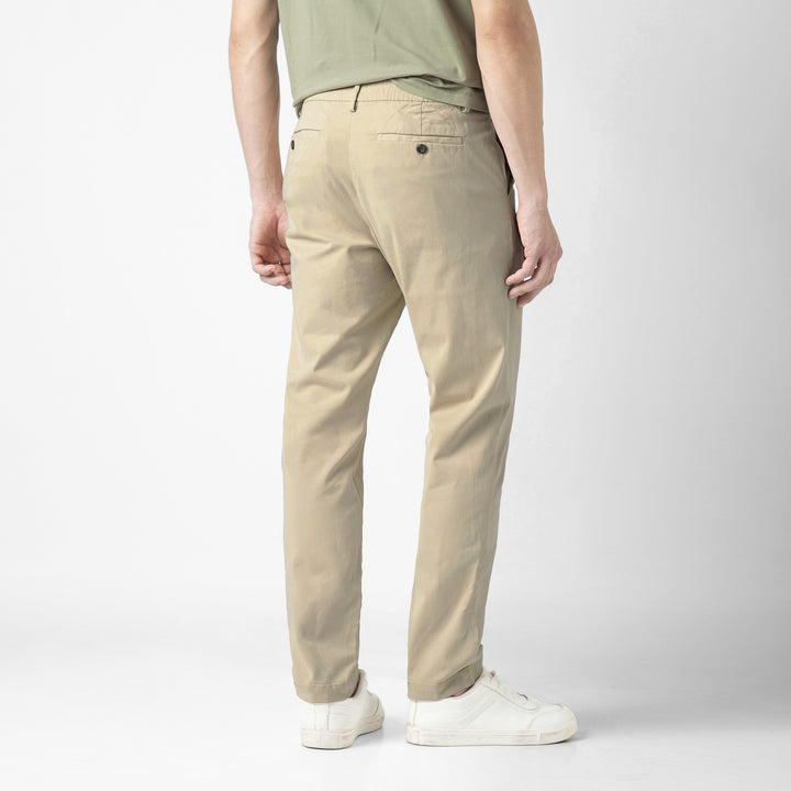 Stretch Chino Pant Sand Dune back on model