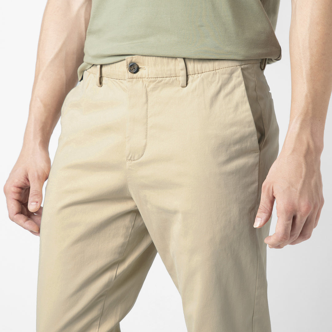 Stretch Chino Pant Sand Dune close up front left pocket