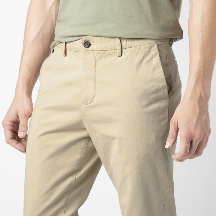 Stretch Chino Pant Sand Dune close up front left pocket
