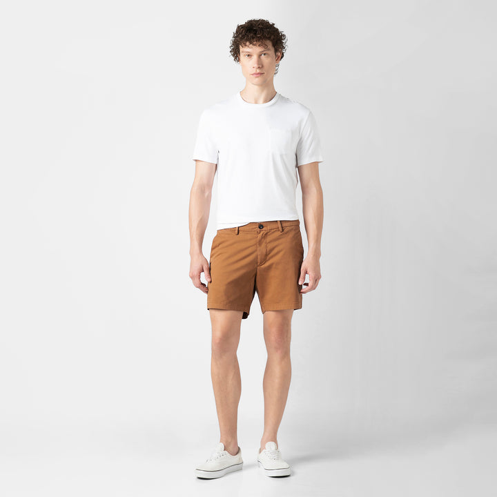 Stretch Chino Short Dark Clay full body on model