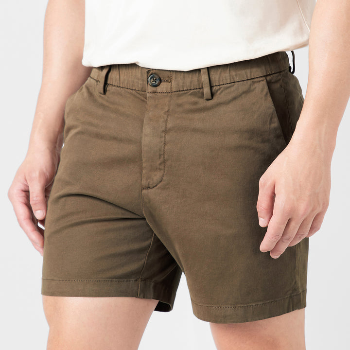 Stretch Chino Short 5" Desert close up front on model