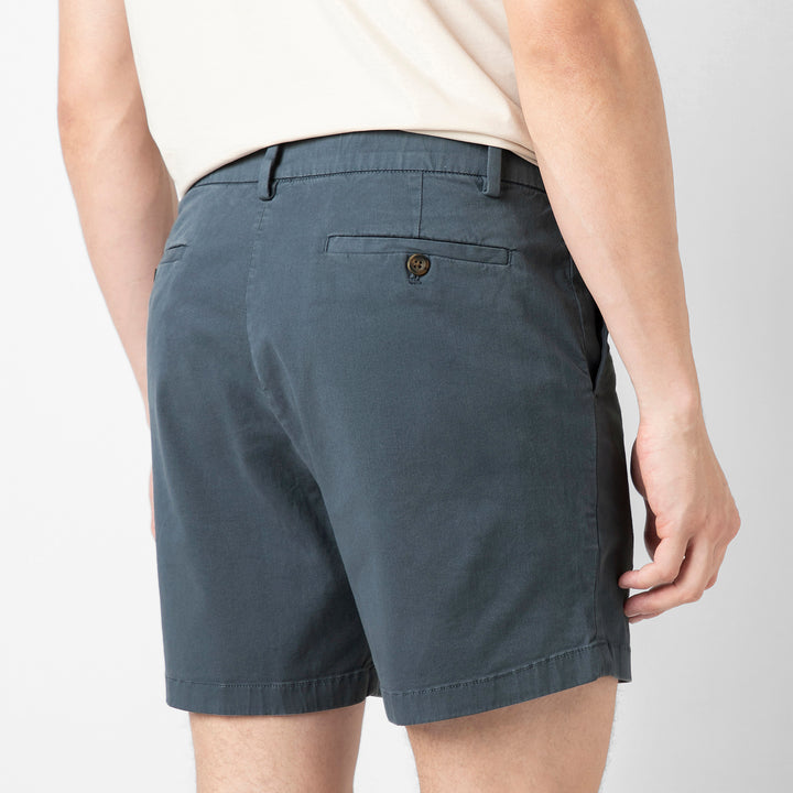 Stretch Chino Short 5" Flint close up back on model