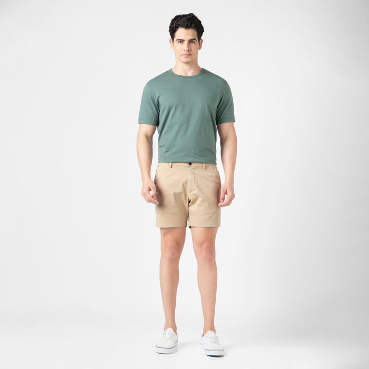 Stretch Chino Short 5" Sand Dune full body on model