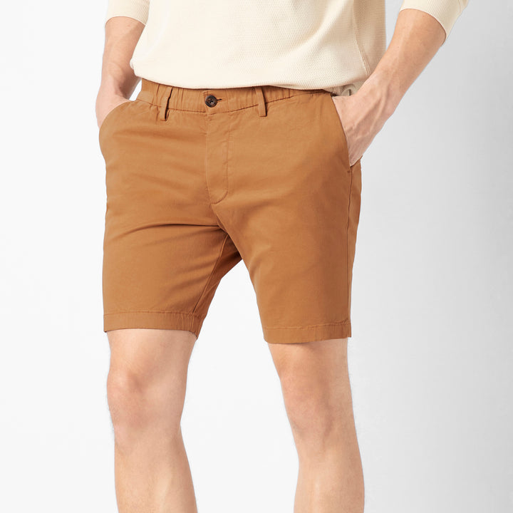 Stretch Chino Short 7" Dark Clay side on model