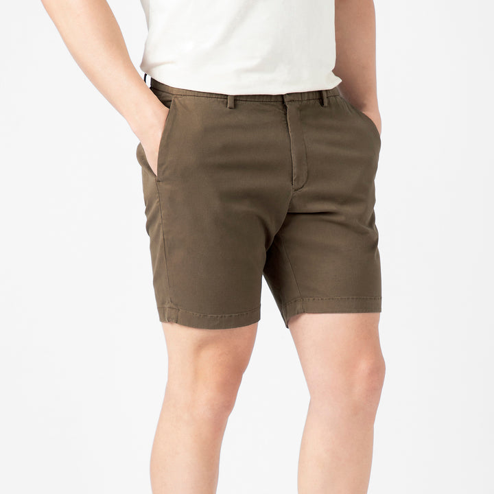 Stretch Chino Short 7" Desert side on model