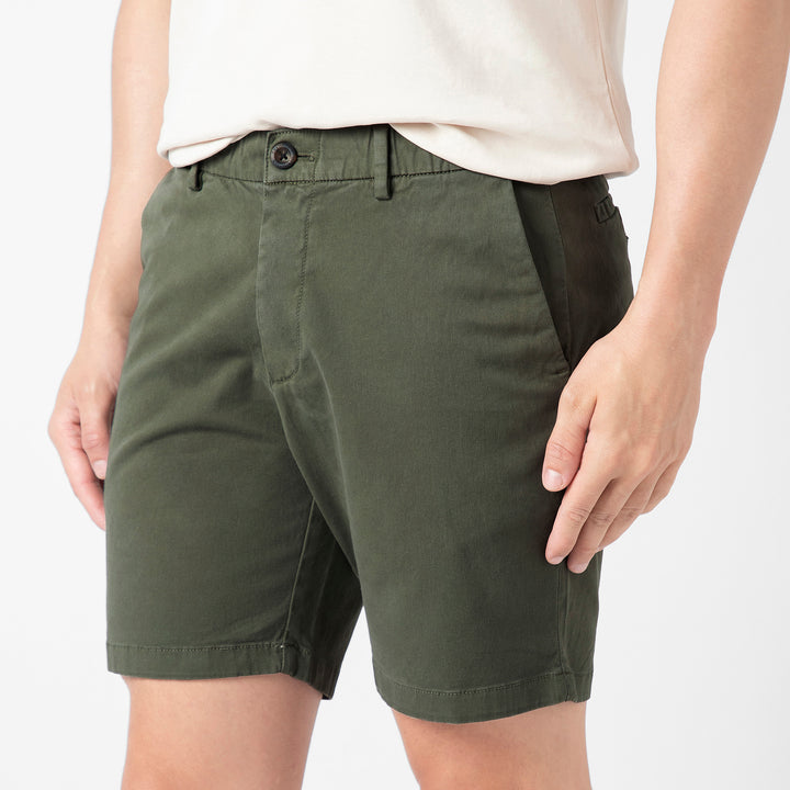 Stretch Chino Short 7" Fern close up front on model