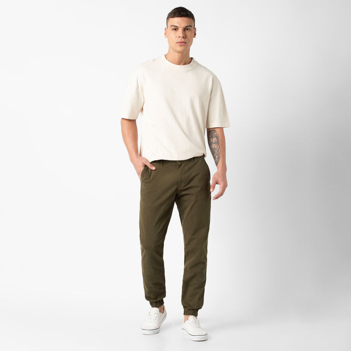 Stretch Jogger Bark full body on model