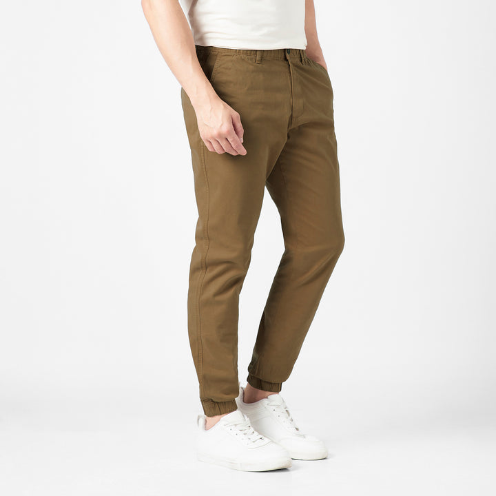 Stretch Jogger Camel side on model