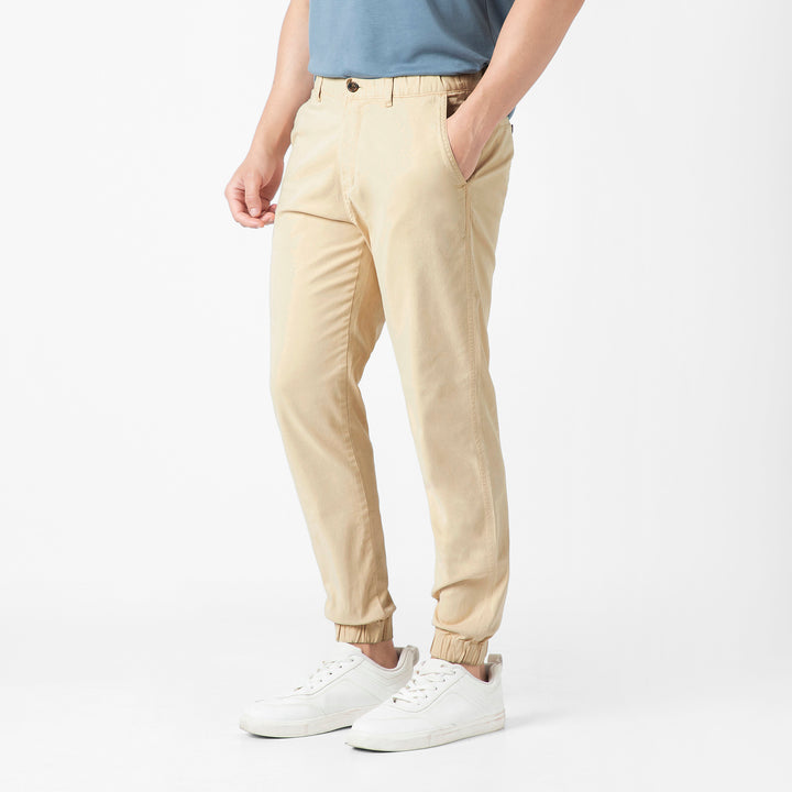 Stretch Jogger Sand Dune side on model