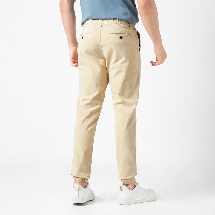 Stretch Jogger Sand Dune back on model