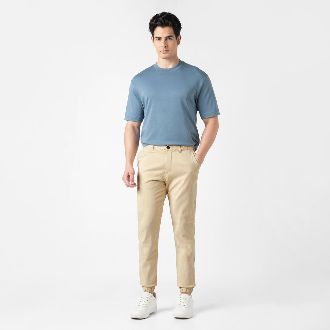 Stretch Jogger Sand Dune full body on model