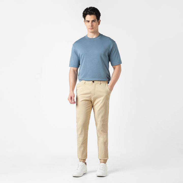 Stretch Jogger Sand Dune full body on model