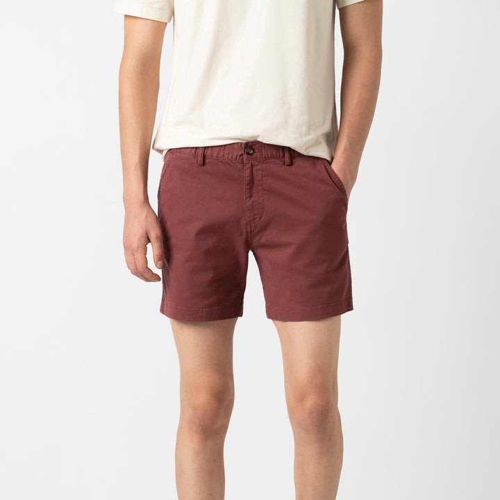 Stretch Short 5 Brick front on model