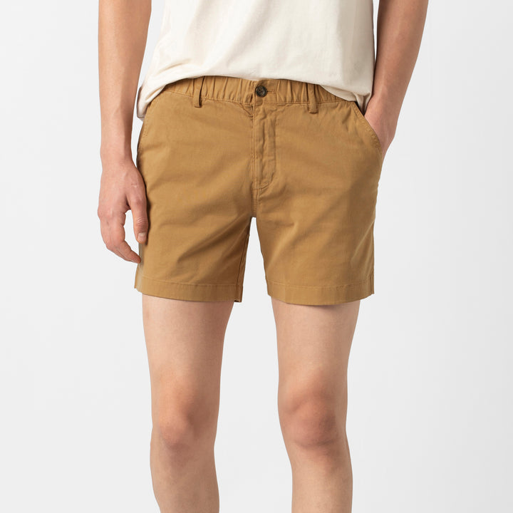 Stretch Short 5.5" Camel front on model