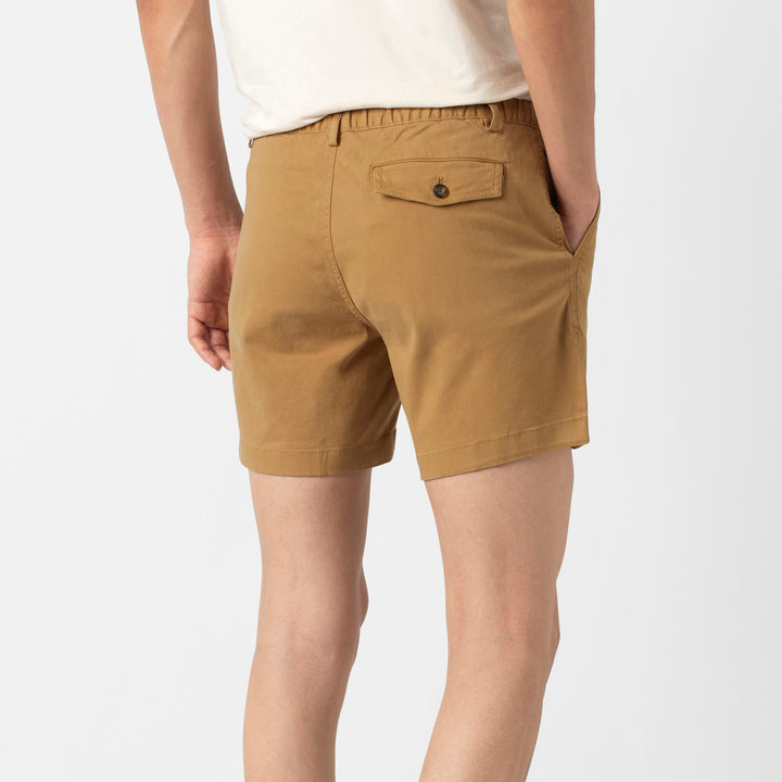 Stretch Short 5.5" Camel back on model