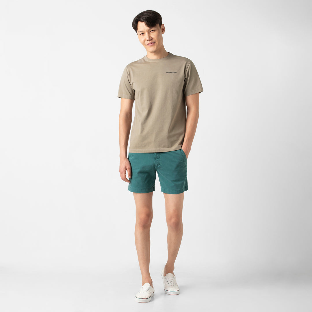 Stretch Short 5 Dark Teal full body on model