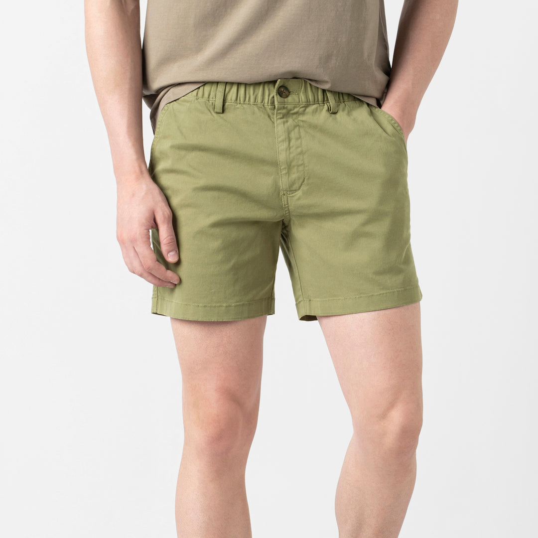 Stretch Short 5.5" Olive front on model