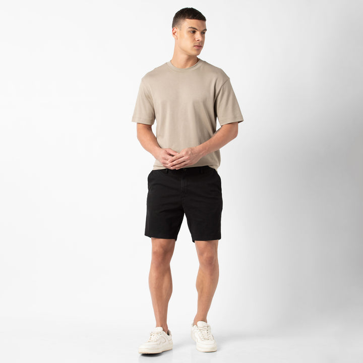 Stretch Short Black Out 7" full body on model