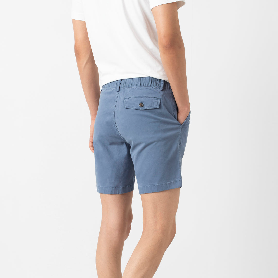 Stretch Short 7 Blue Jay back on model
