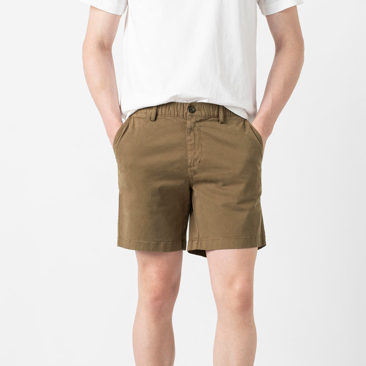 Stretch Short 7 Desert front on model