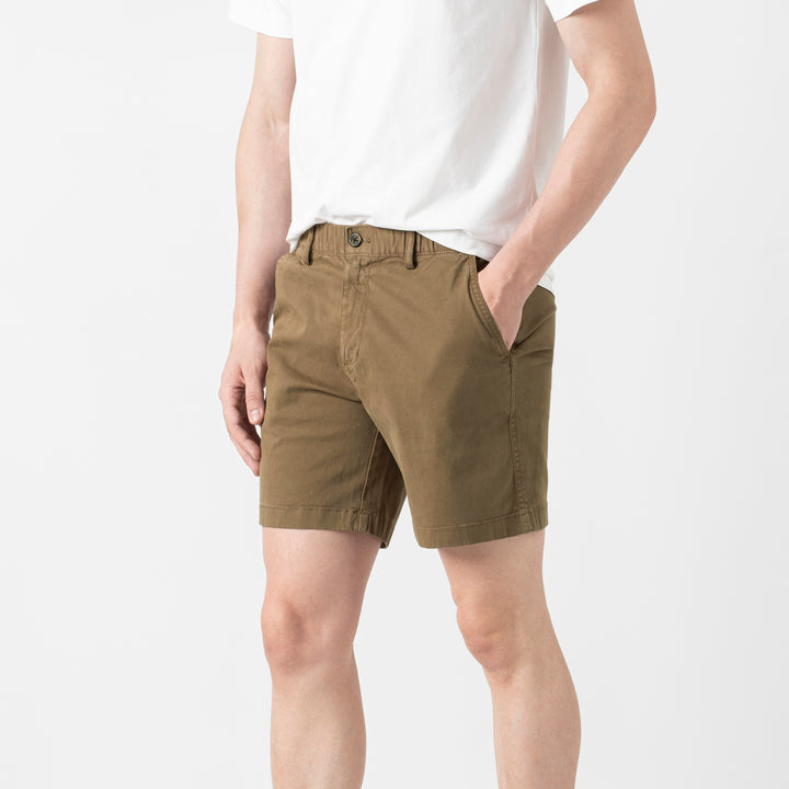 Stretch Short 7 Desert side on model