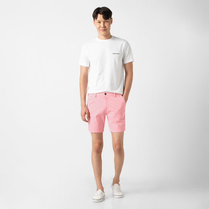 Stretch Short 7 Pink full body on model
