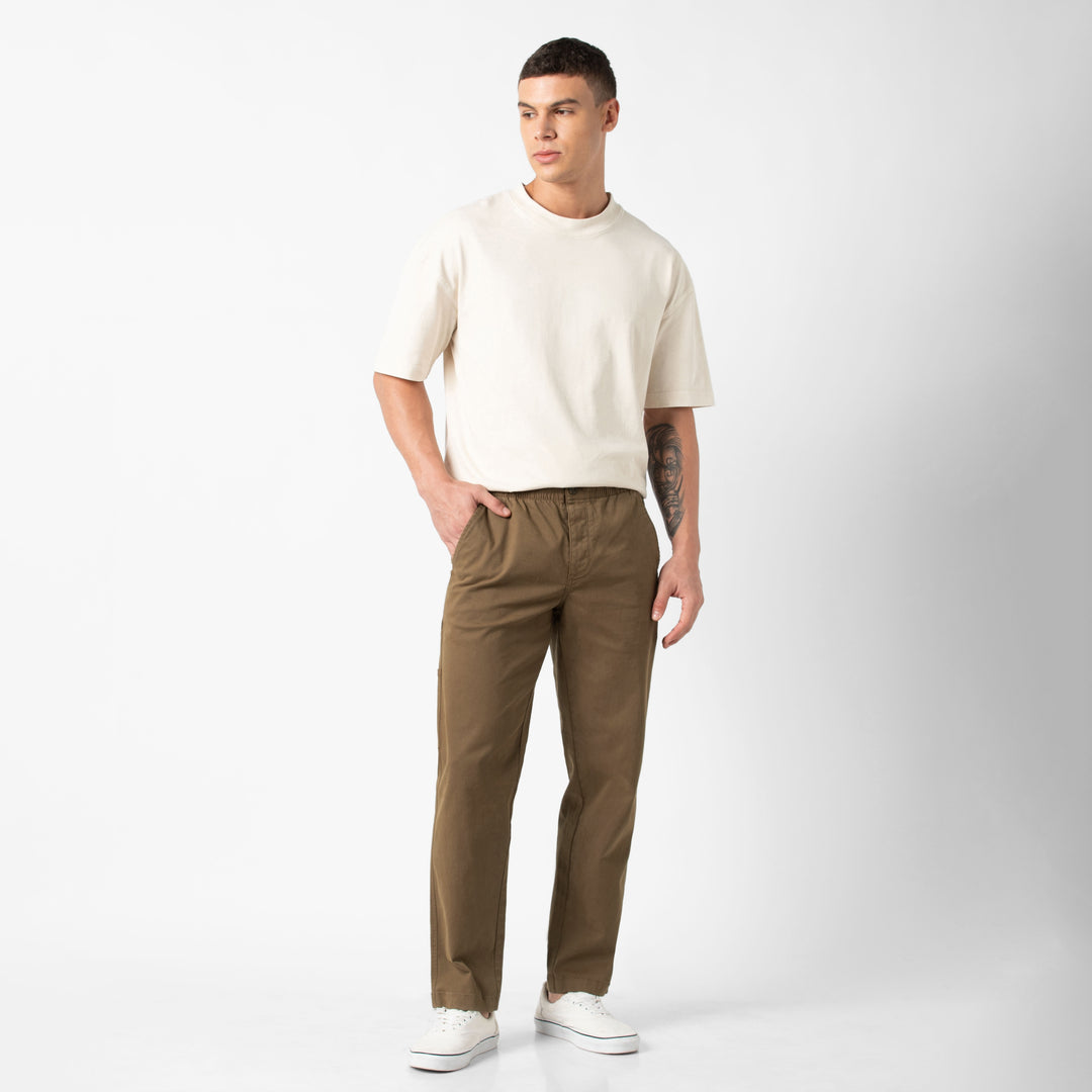 Stretch Utility Pant Walnut full body on model