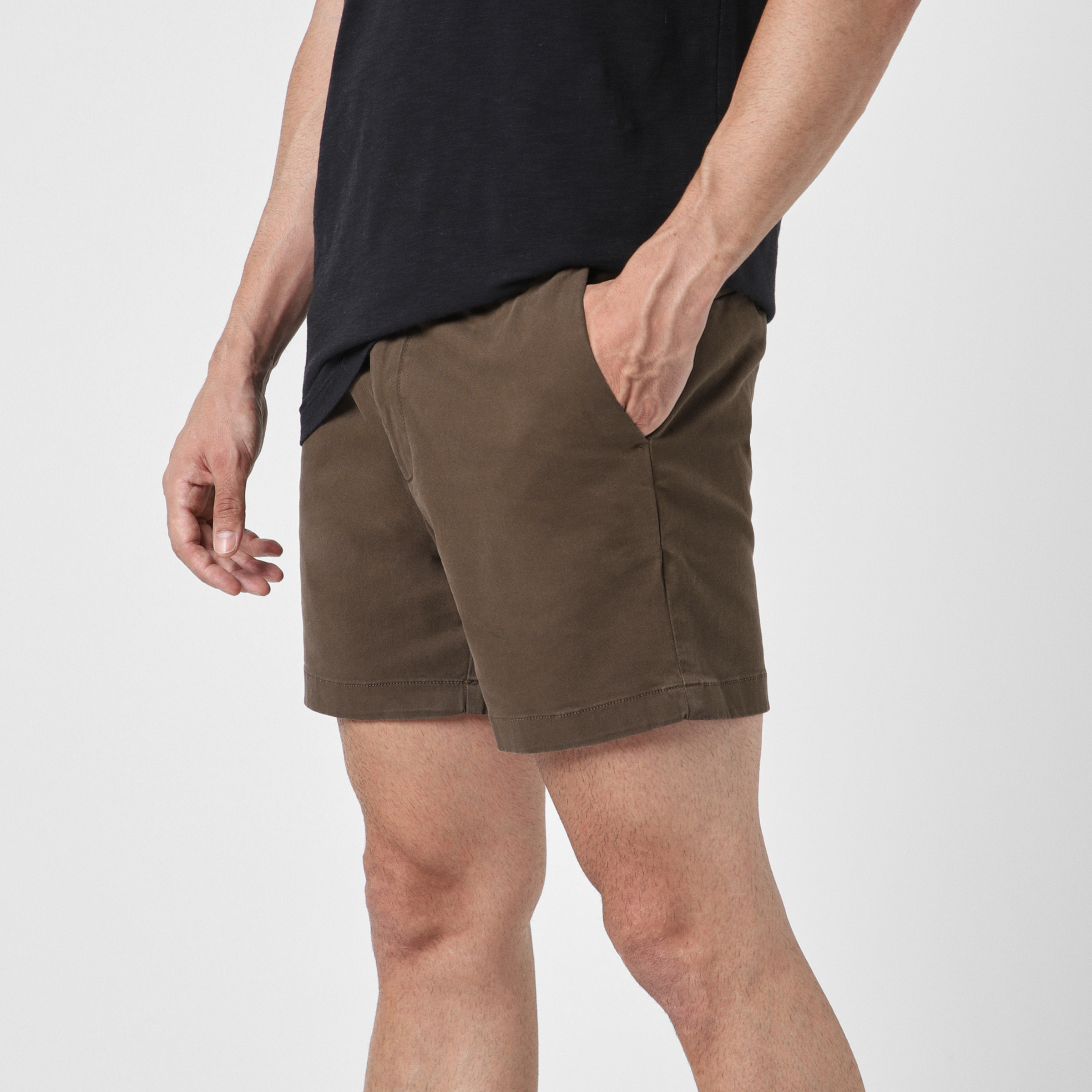 Stretch Chino Short 5.5" in Cocoa left side on model