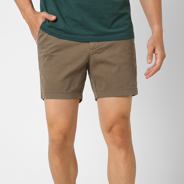 Stretch Chino Short 5" Desert front on model