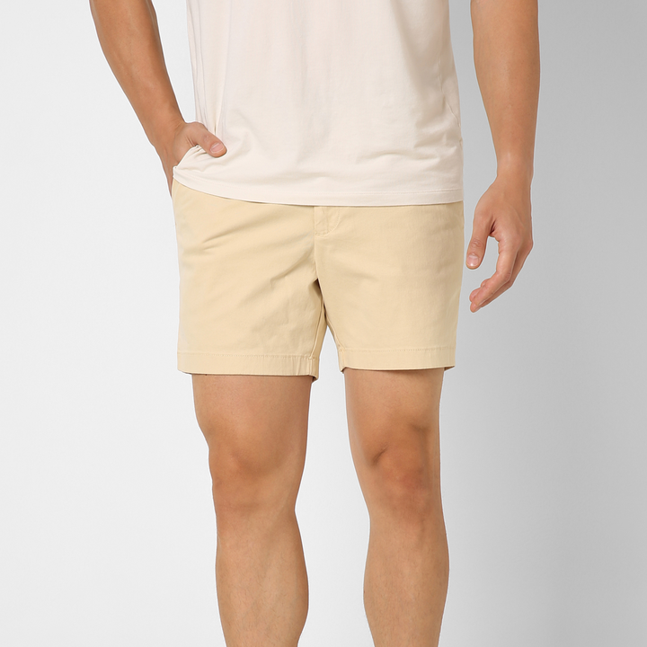 Stretch Chino Short Stone on model