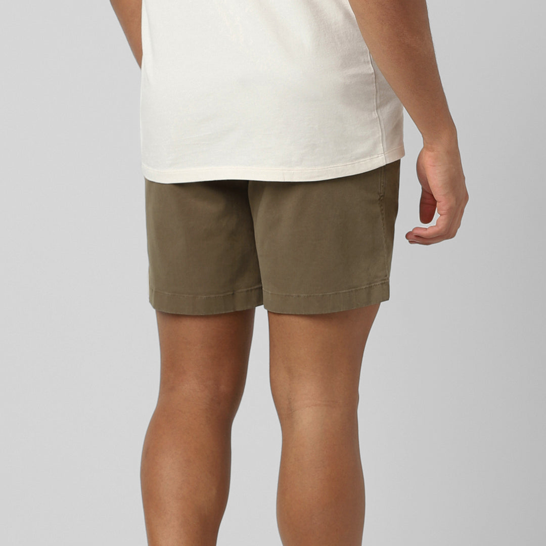 Stretch Short Desert 7" back on model