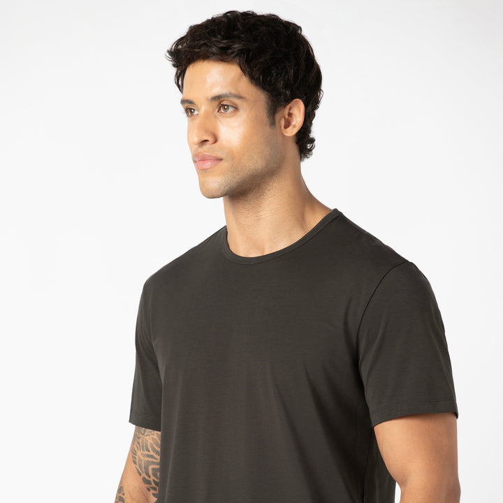 Supima Curved Tee Shadow close up on model