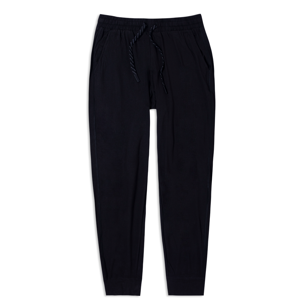 Tech Jogger Black front