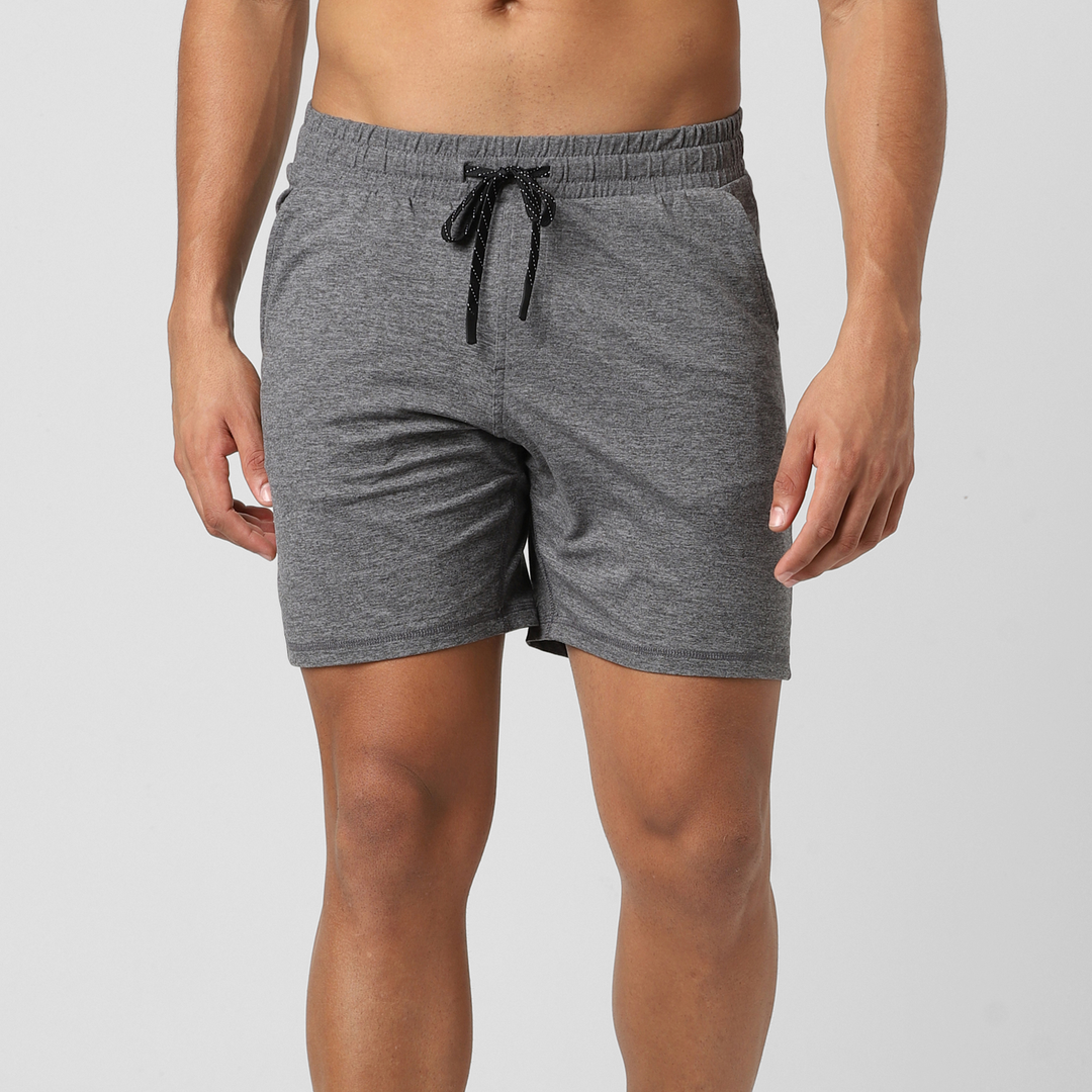 Tech Short 7 Grey on model