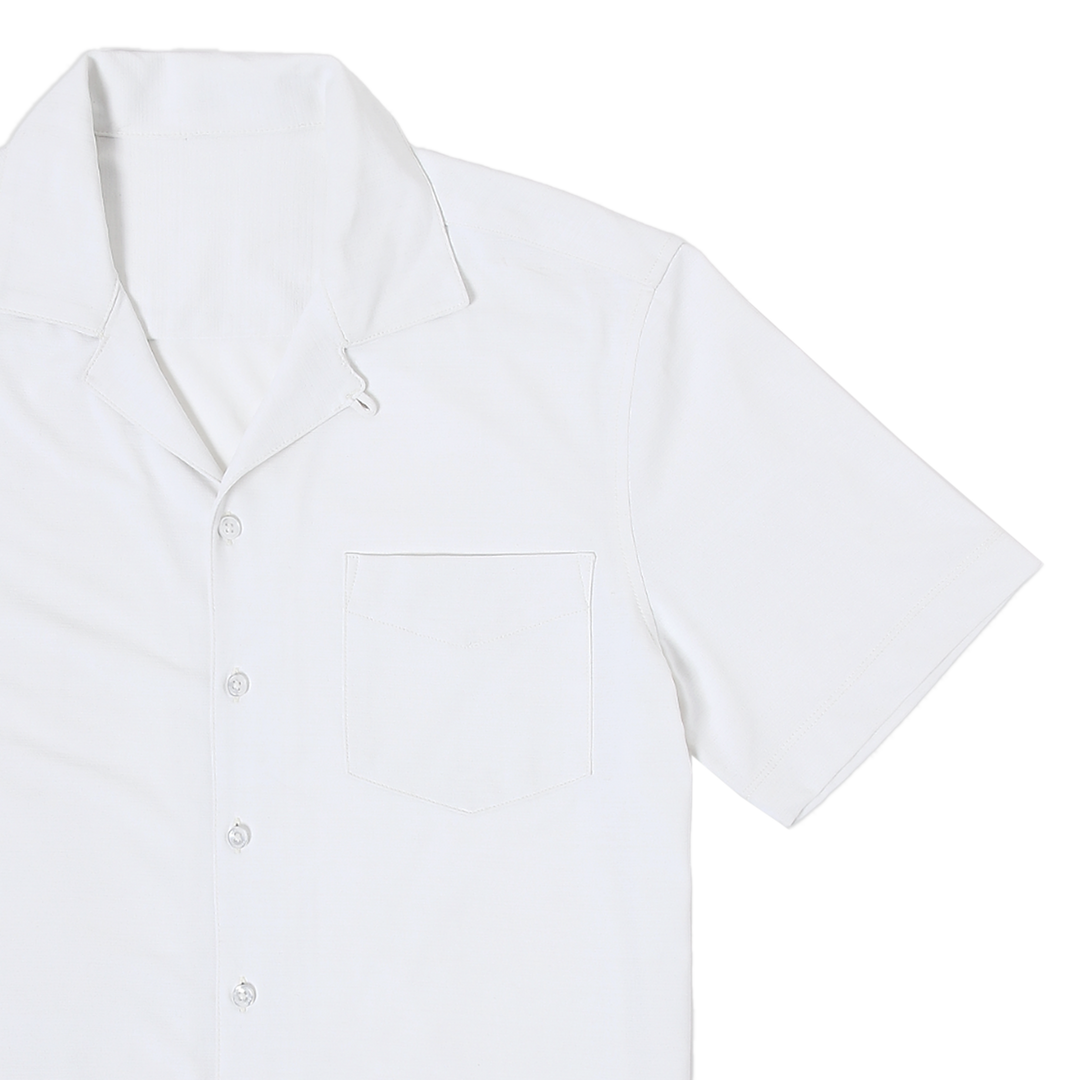 Villa Camp Collar Shirt White close up with left patch pocket