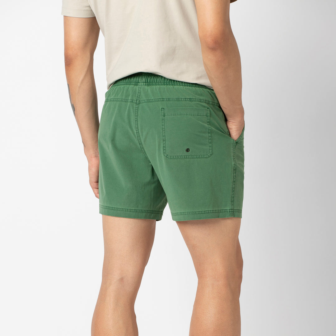 Volley Short 5 Duck Green back on model