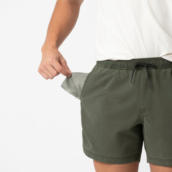 Volley Short 5 Green close up on model