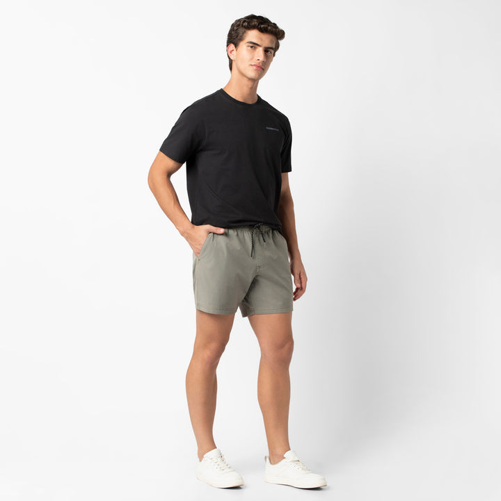 Volley Short 5 Grey full body on model