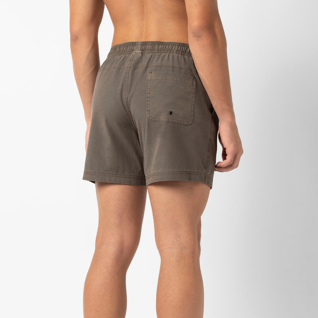 Volley Short 5 Moth back on model